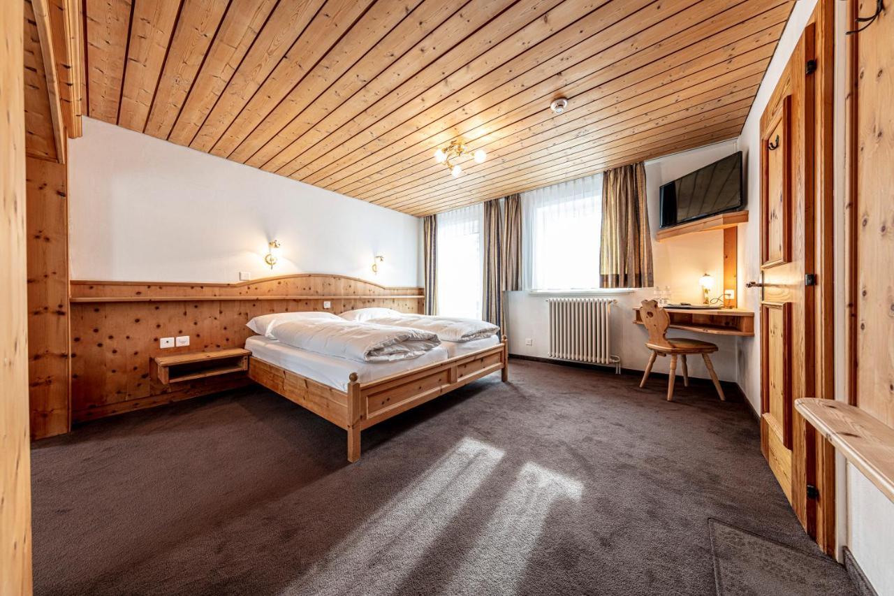 Hotel Filli Scuol Exteriör bild