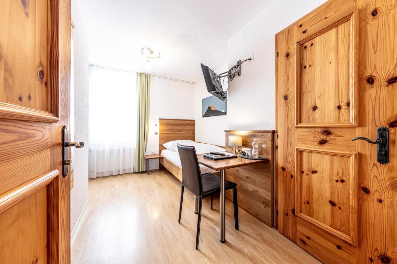 Hotel Filli Scuol Exteriör bild